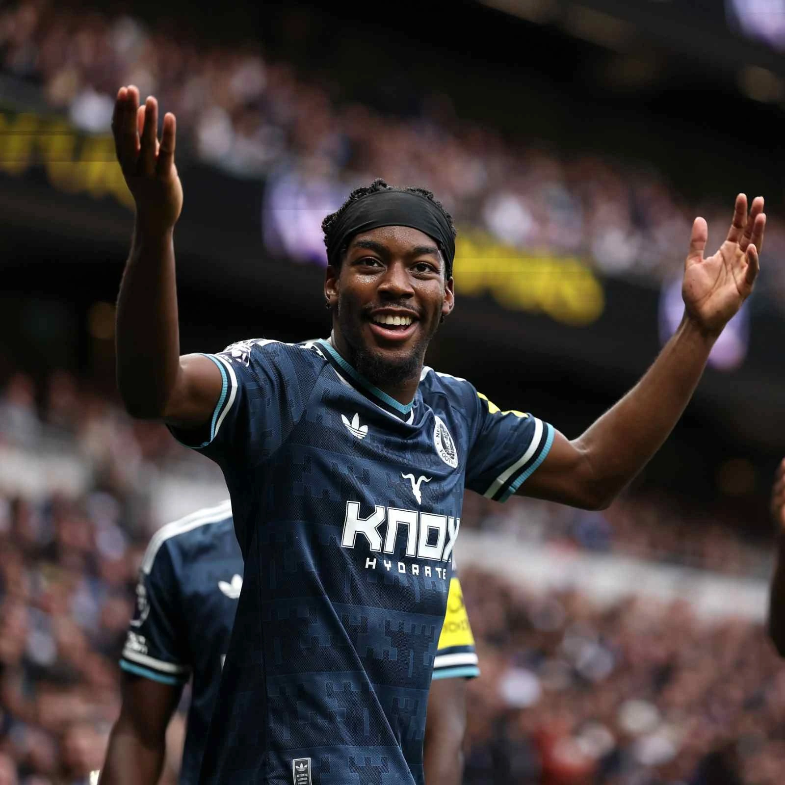 Anthony Elanga silences Tottenham with a Thierry Henry-style celebration at Tottenham Hotspur Stadium