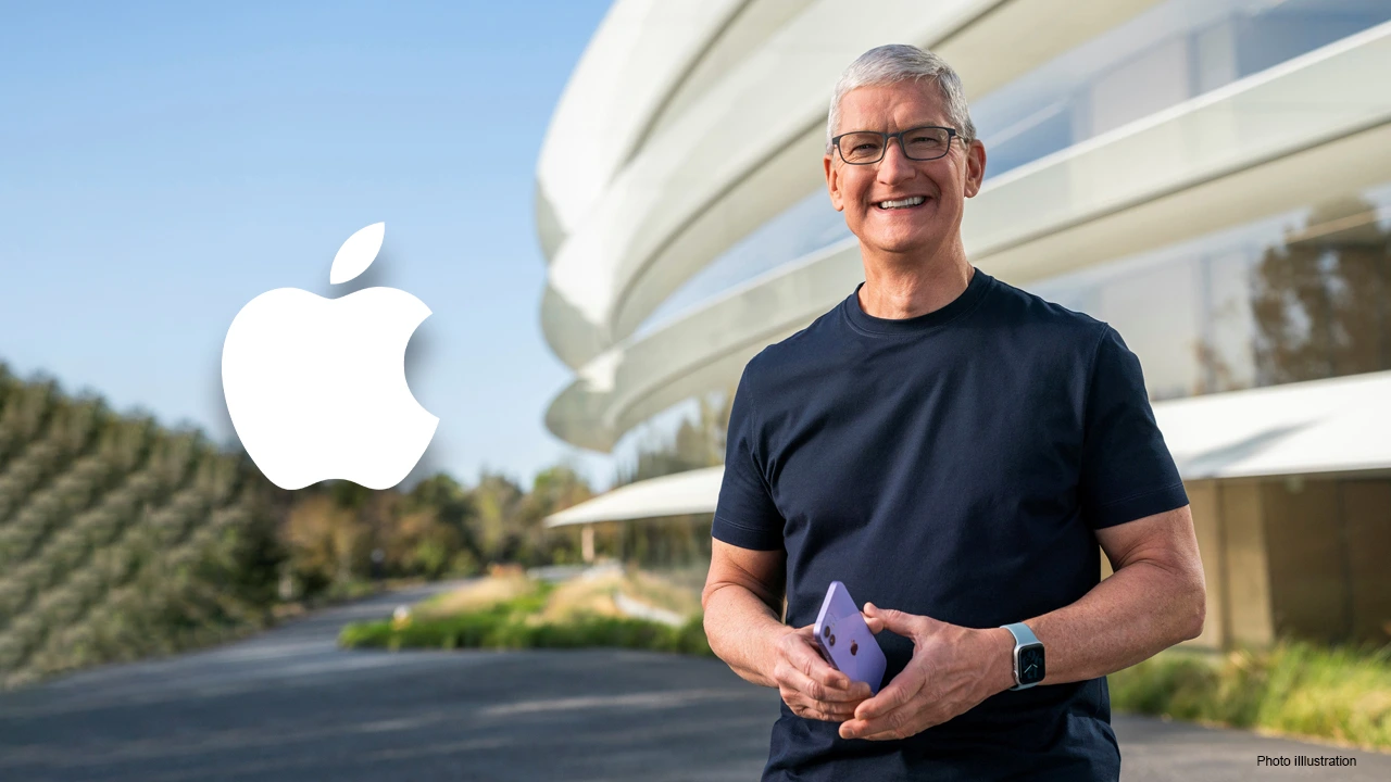 Tim Cook Set to Step Down as Apple CEO After 15 Years, John Ternus to Take Over