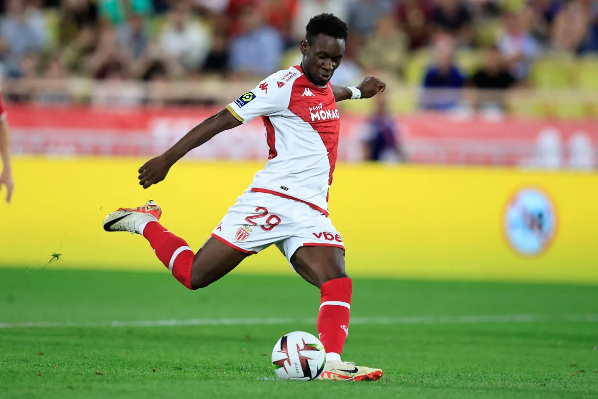 Everton Submit Official Bid for Folarin Balogun as Beto Nears Fiorentina Move