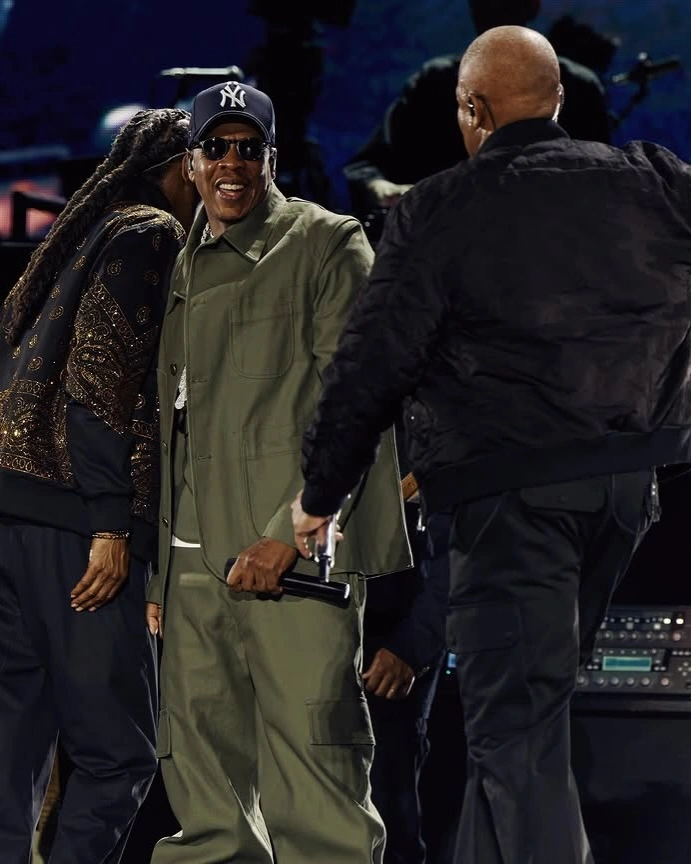 Jay-Z Closes JAŸ-Z30 Celebration with Snoop Dogg, Dr. Dre and Too $hort